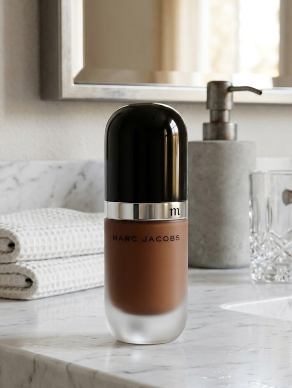 Marc Jacobs ReMarcAble  Foundation cocoa deep ☆ RETIRED & RARE☆ Read Description
